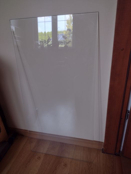 Szklana półka szyba