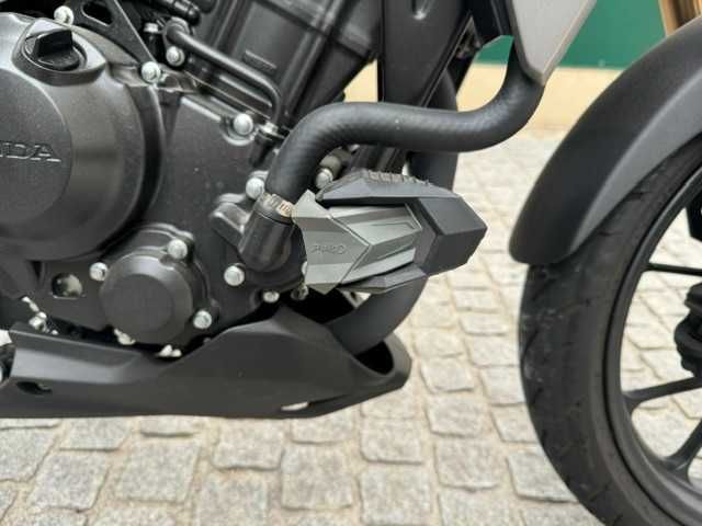Honda CB300R Neo Sports Café Cinza 2000KMs