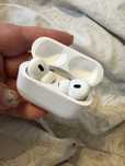 Słuchawki bezprzewodowe AirPods pro 2 z MagSafe
