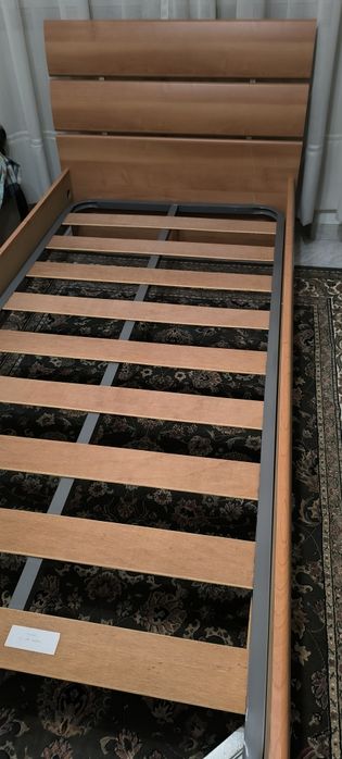 Cama + estrado solteiro 90x200