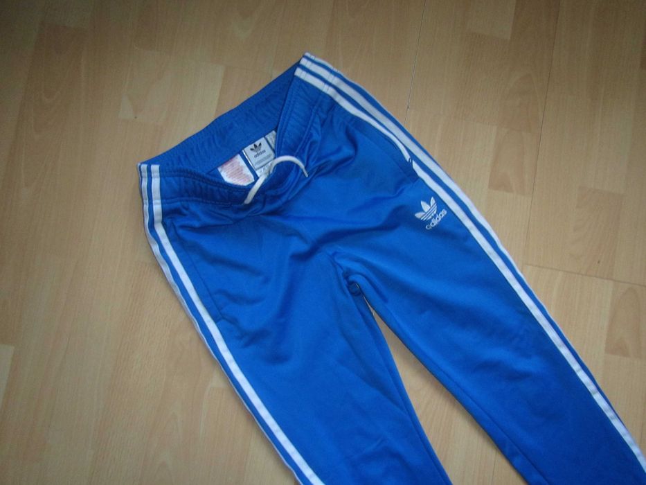 ADIDAS spodnie dresowe rozm.152