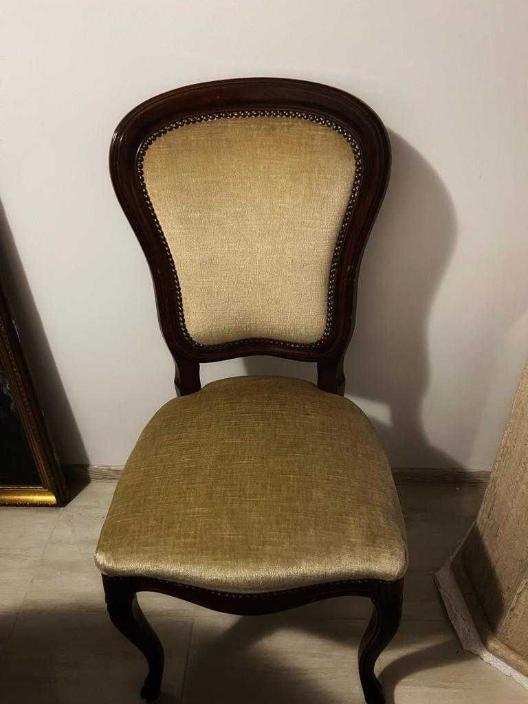 Krzesła Ludwik stylizowane rzeźbione drewno brąz tapicerowane piękne