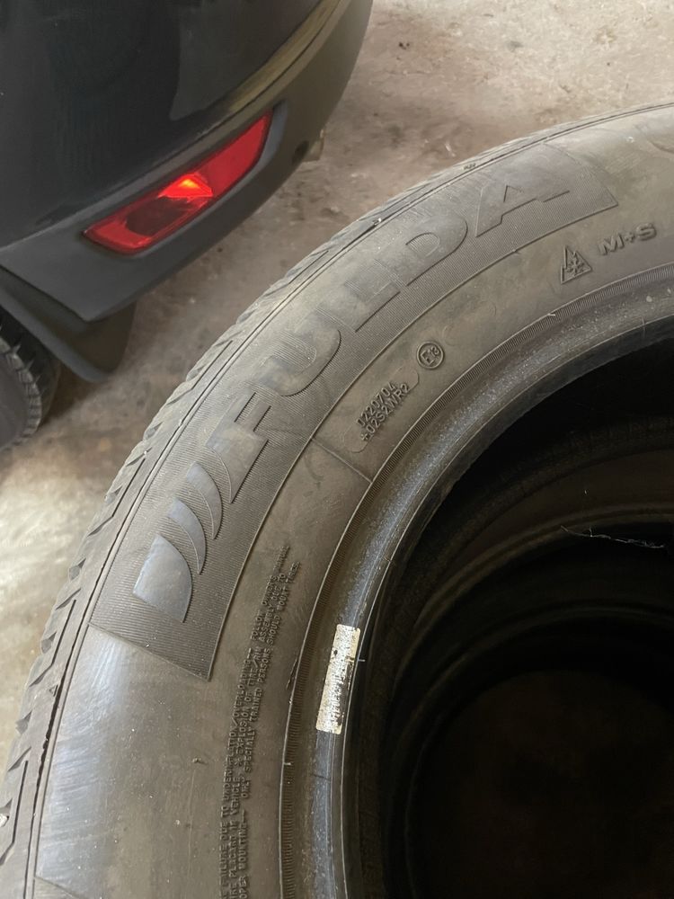 Opony zimowe 235/65/R17