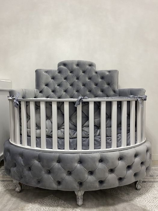 Екслюзивне стильне дитяче ліжко та комод-пеленальний стіл