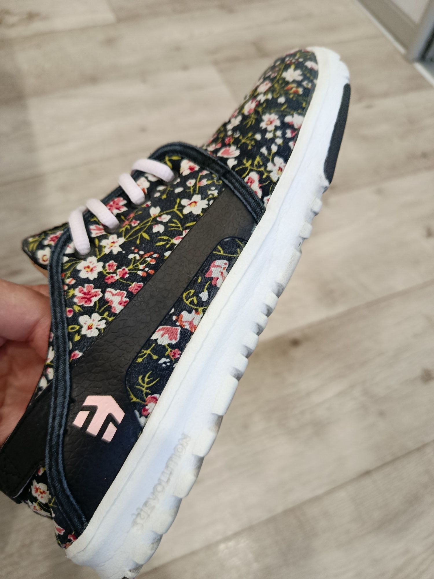 Кросівки жіночі Etnies 39р
