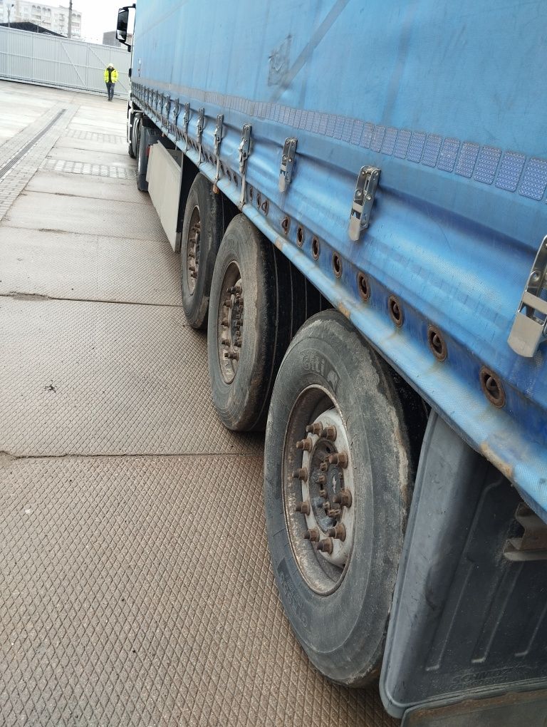 Напівпричіп Schmidtz cargobull