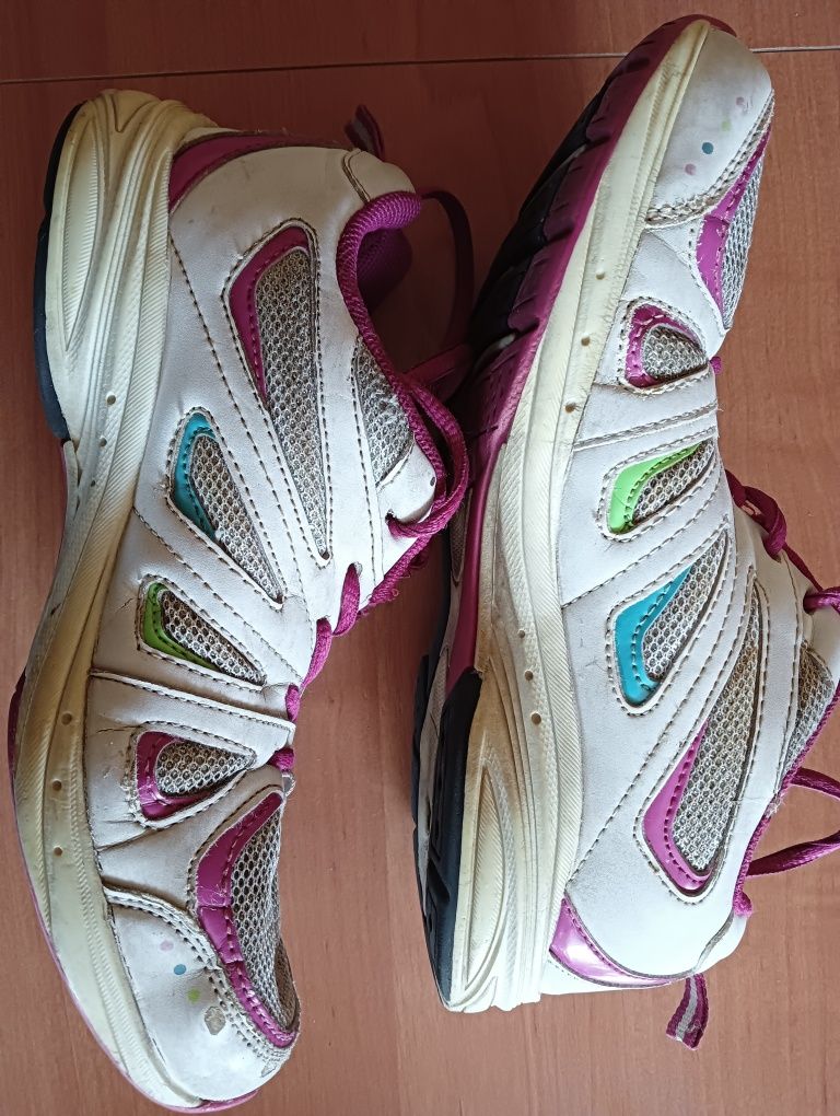 Buty sportowe rozmiar 38