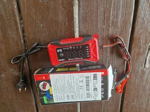 Ładowarka do Akumulatorów 12V MARKI LEEPEE 6A