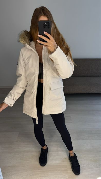 Куртка парка adidas жіноча S молочного кольору | колекція 2024 р