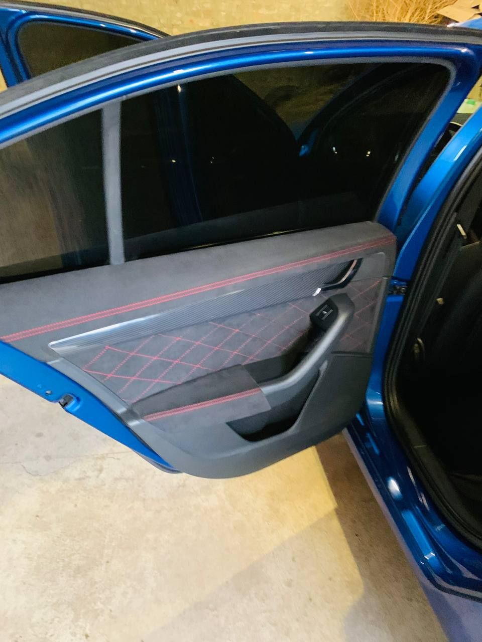 Продам SKODA A7 RS
