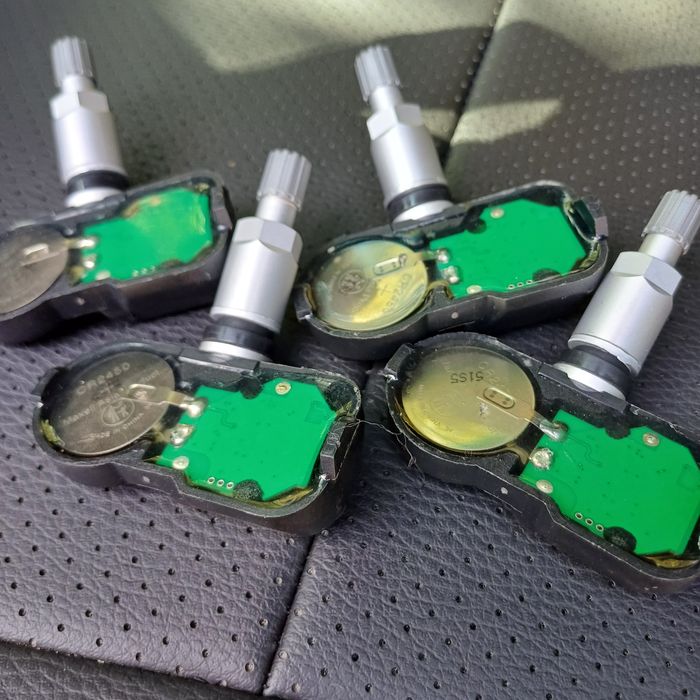 Продам  датчики  тиску  на тойоту, лексус