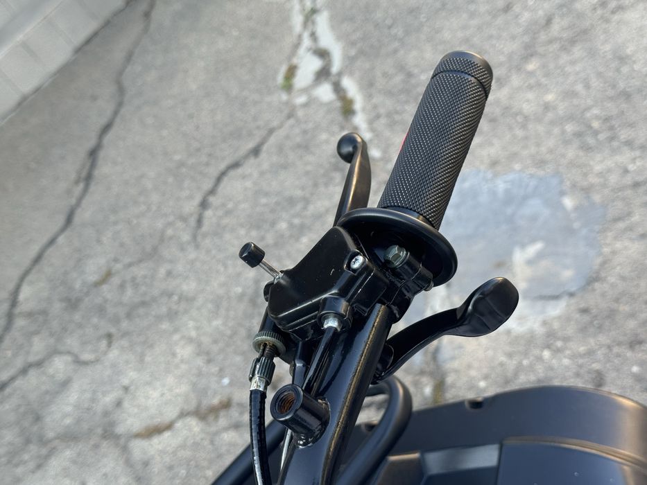 Продам квадроцикл стан нового