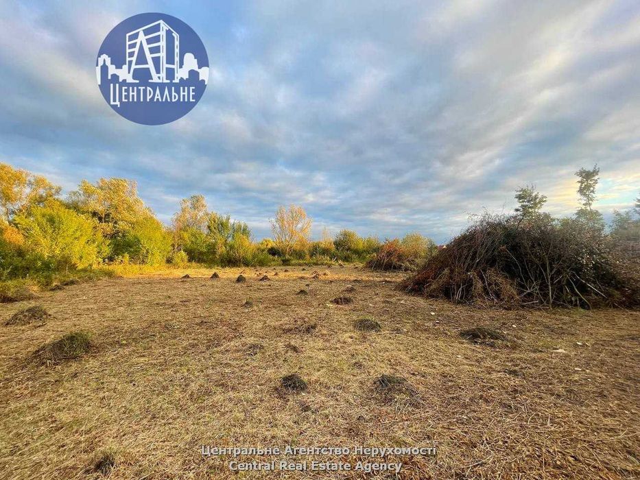 Продаж земельної ділянки