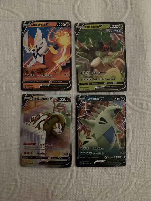 4 cartas de pokémon especiais