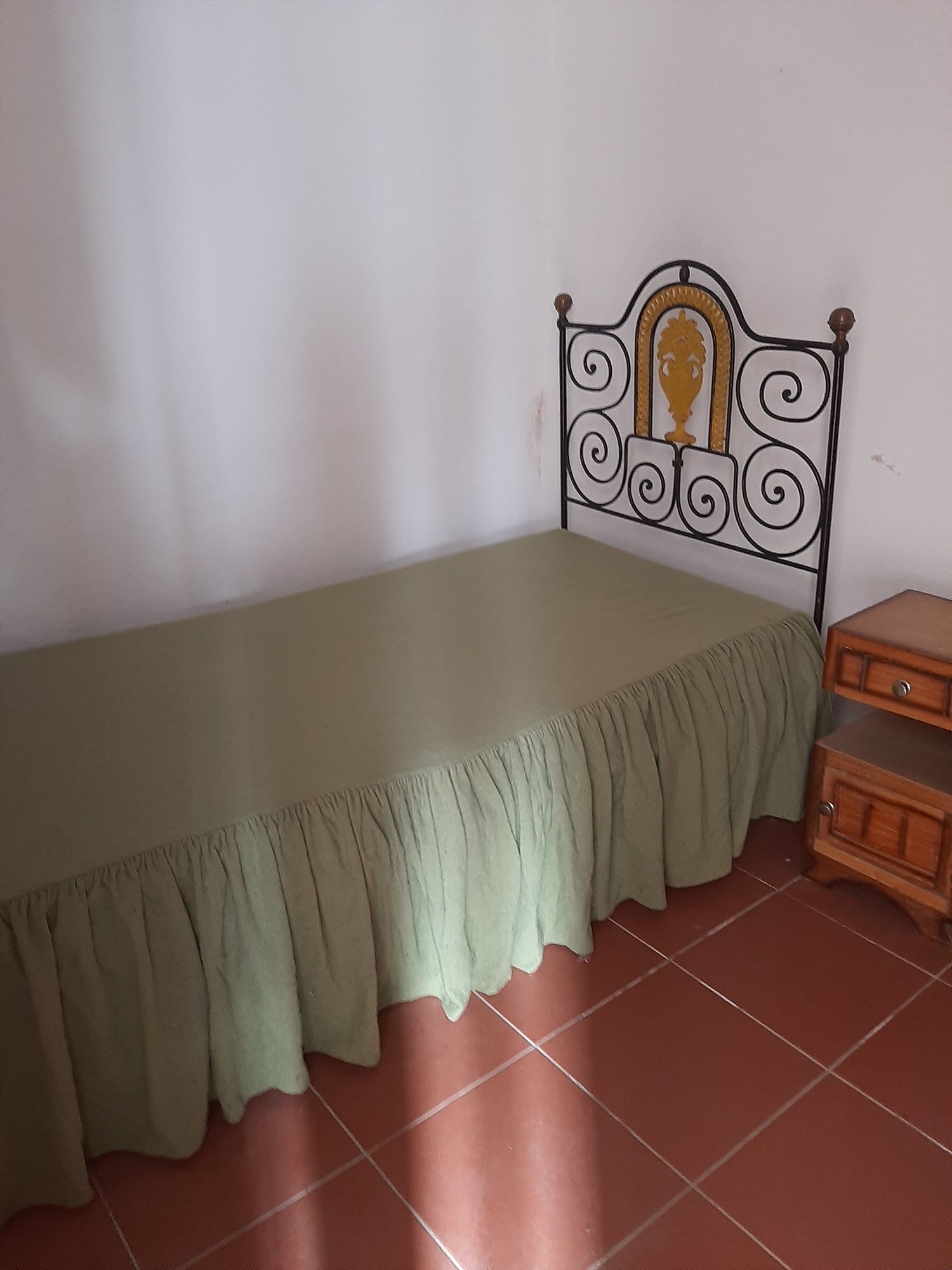 Cama de Solteiro