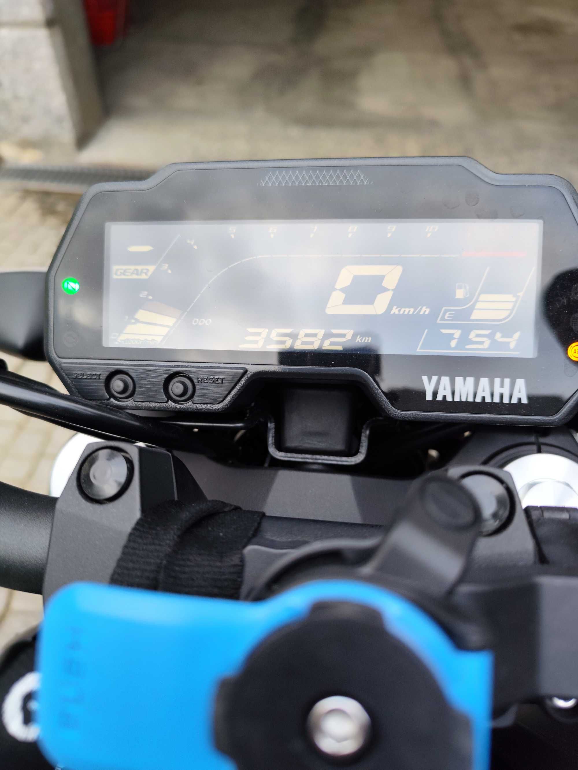 Yamaha MT 125 como nova