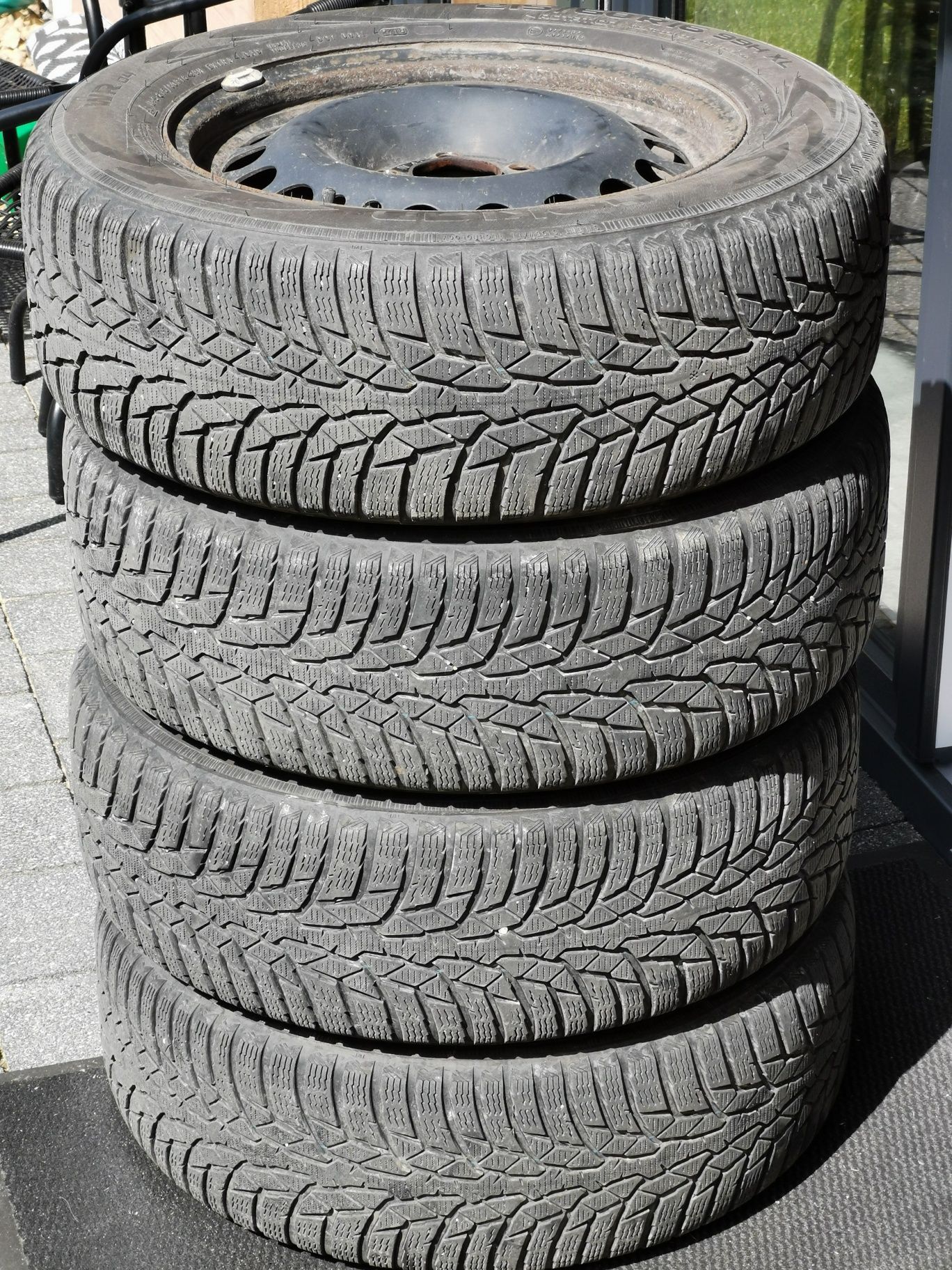 Komplet kół opony + felgi Nokian WRD4 215/60R16 OPEL SAAB