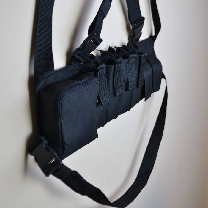 Жилет розвантаження з аптечкою.