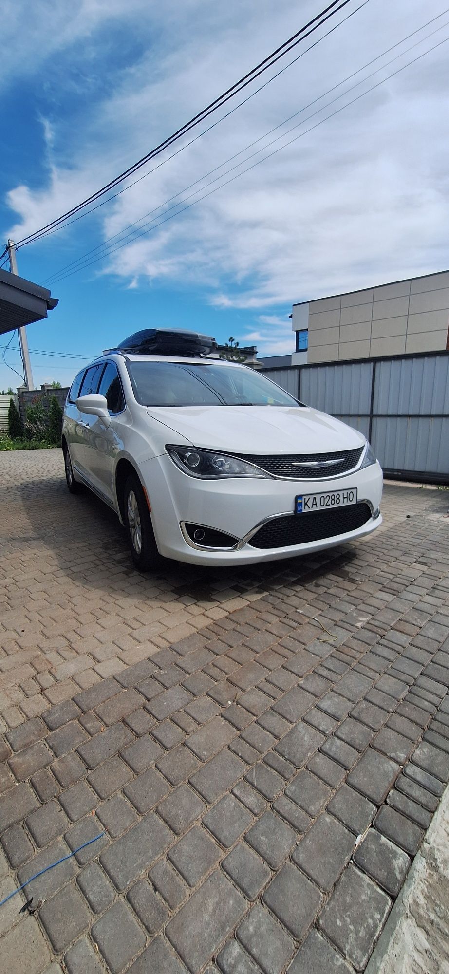 Chrysler pacifica