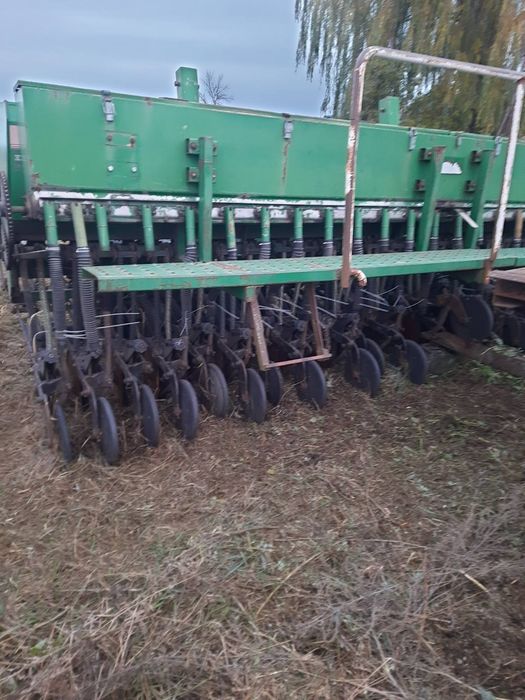 Продам сівалку зернову Great Plains 4.2