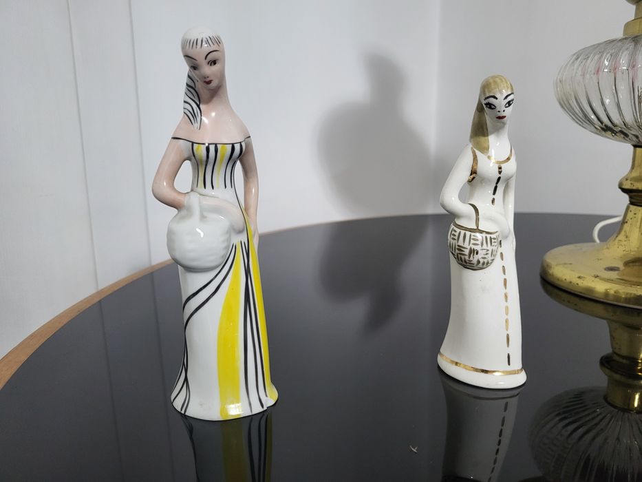 Figurka porcelanowa "grzybiarka" Ćmielów.