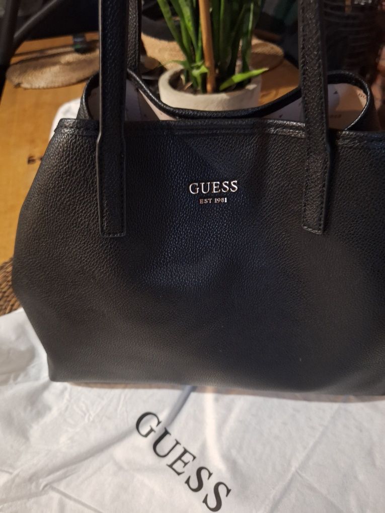 Torebka Guess VIKKY GUESS VG699529