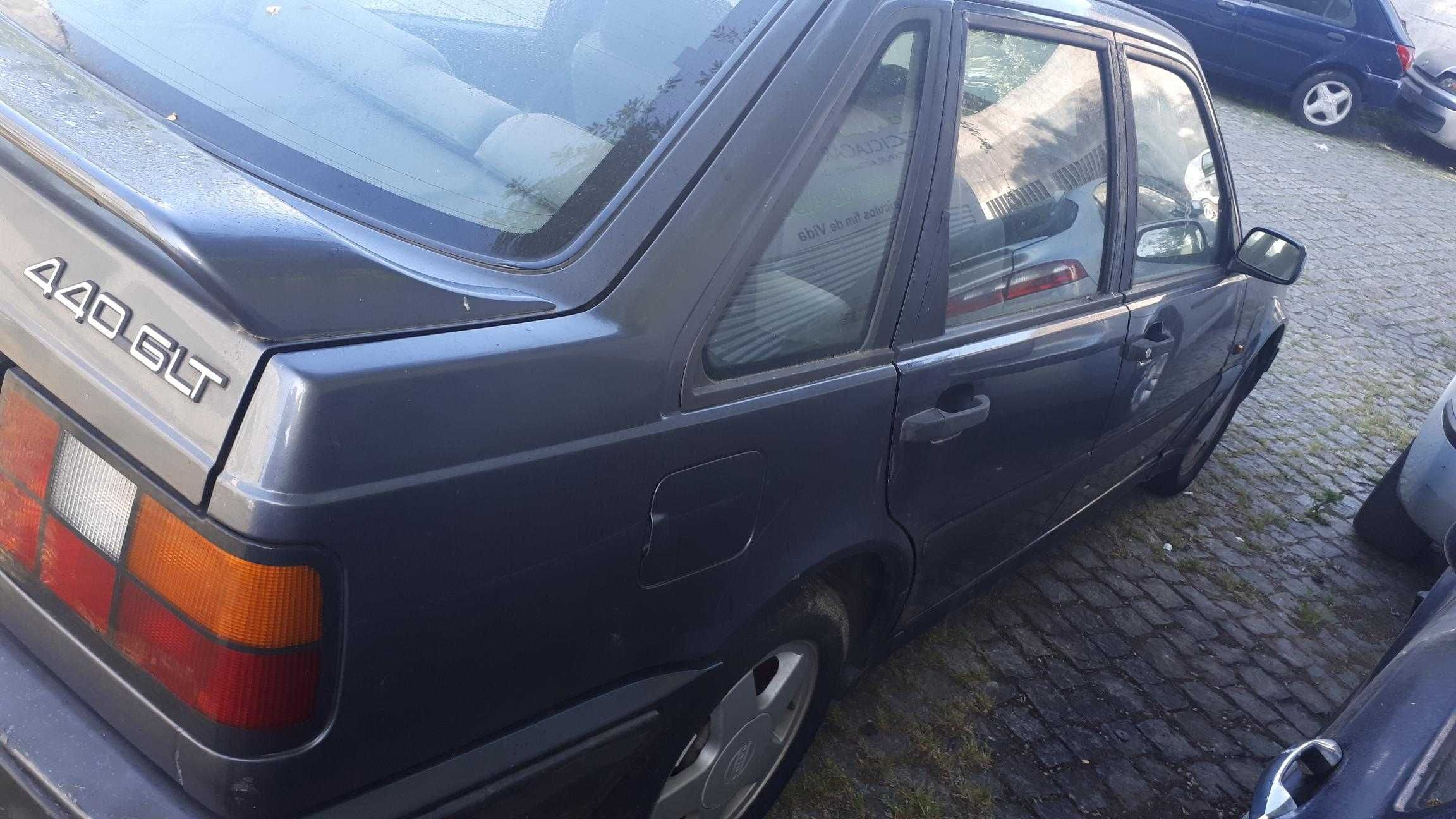 VOLVO 440 K (445) 1.7 (1721 CCM) 102 CV (1989  / 1996)