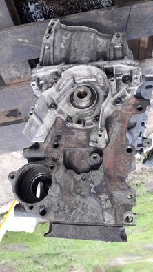 Головка  1.8 ADR AVT AEB AGA блок двс 1.8 2.4 коленвал, VW  B5. AUDI