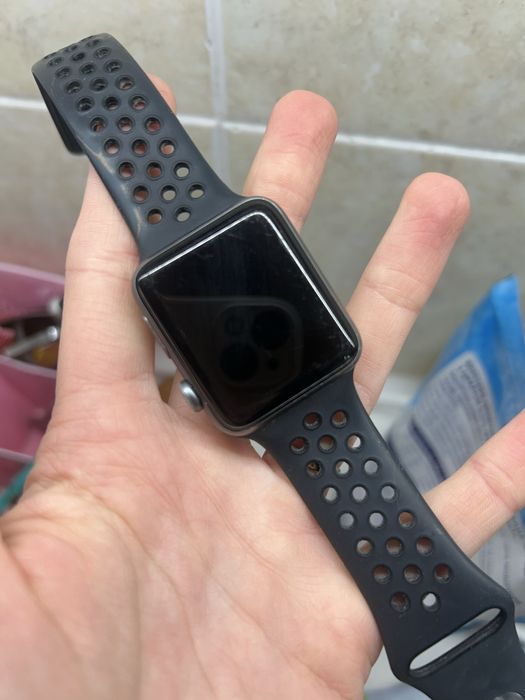 Apple watch на запчастини бо вмерла батарея