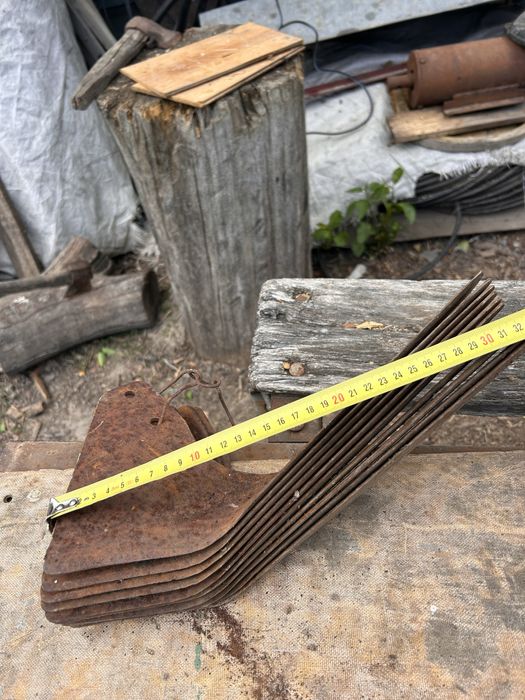 Все на УАЗ ,Роздатка,,навісне,дешево резина на 16 і 15   все б\у