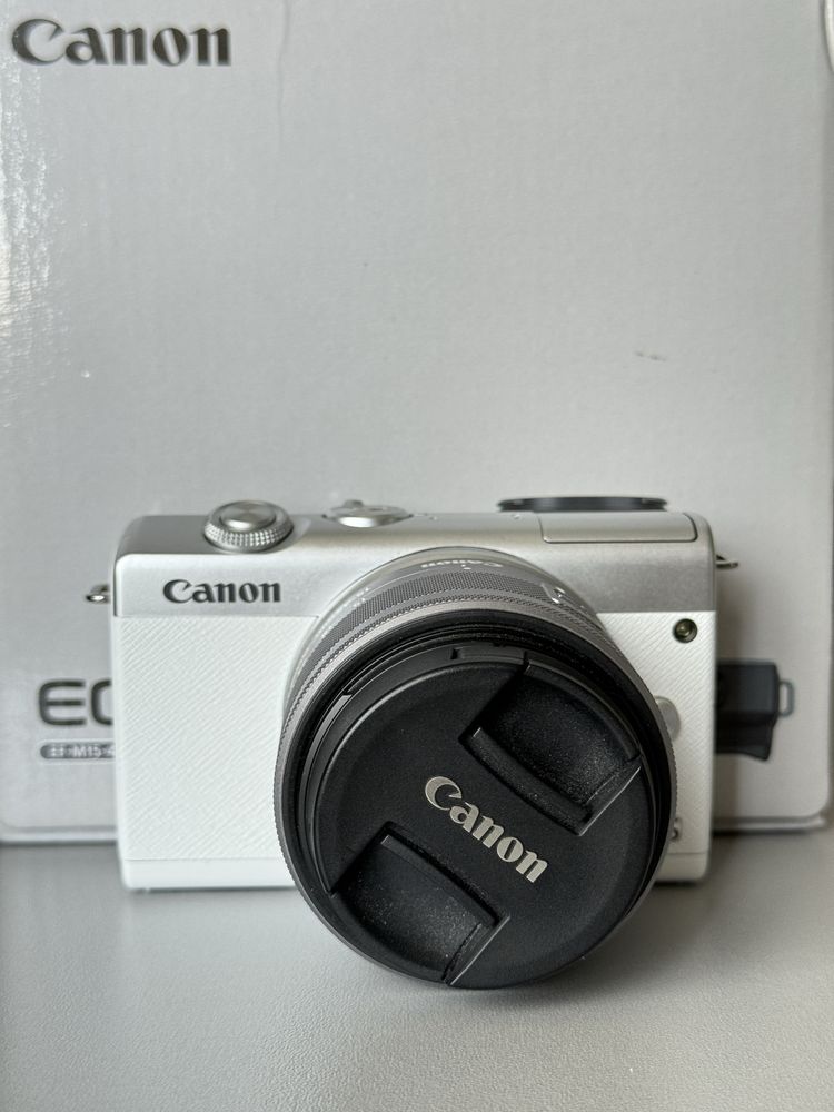 Продаю Canon EOS M200 (дуже гарний)