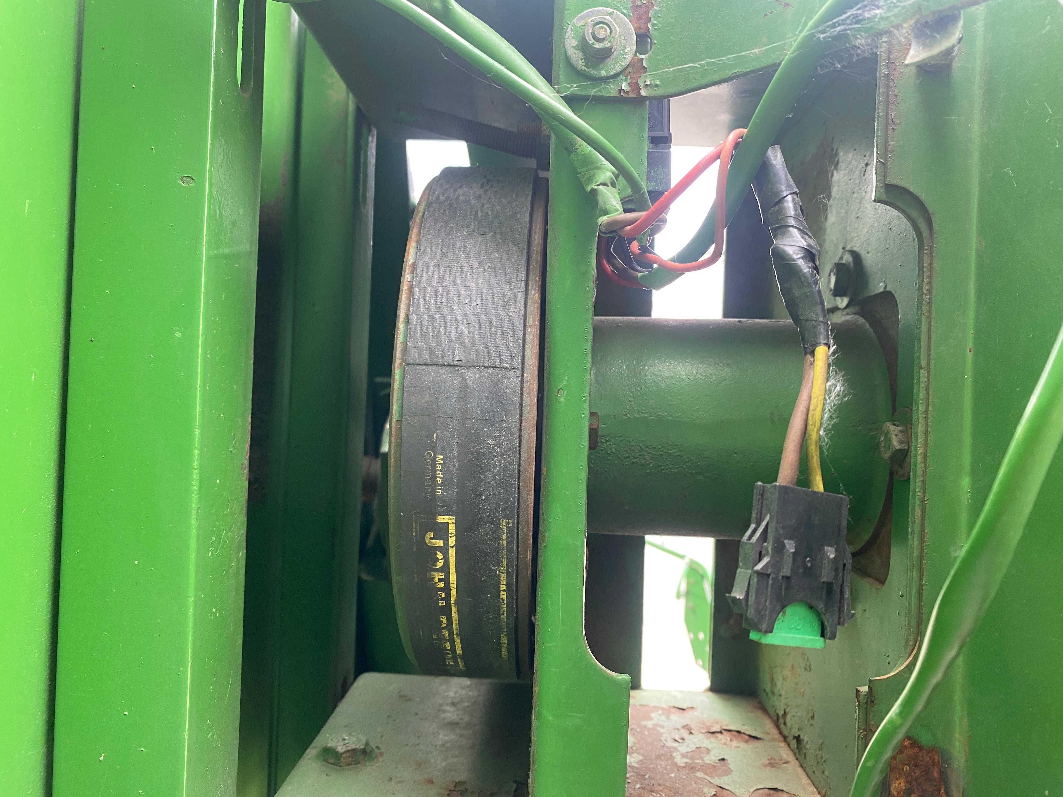Комбайн John Deere 1055 свіжопривезений!