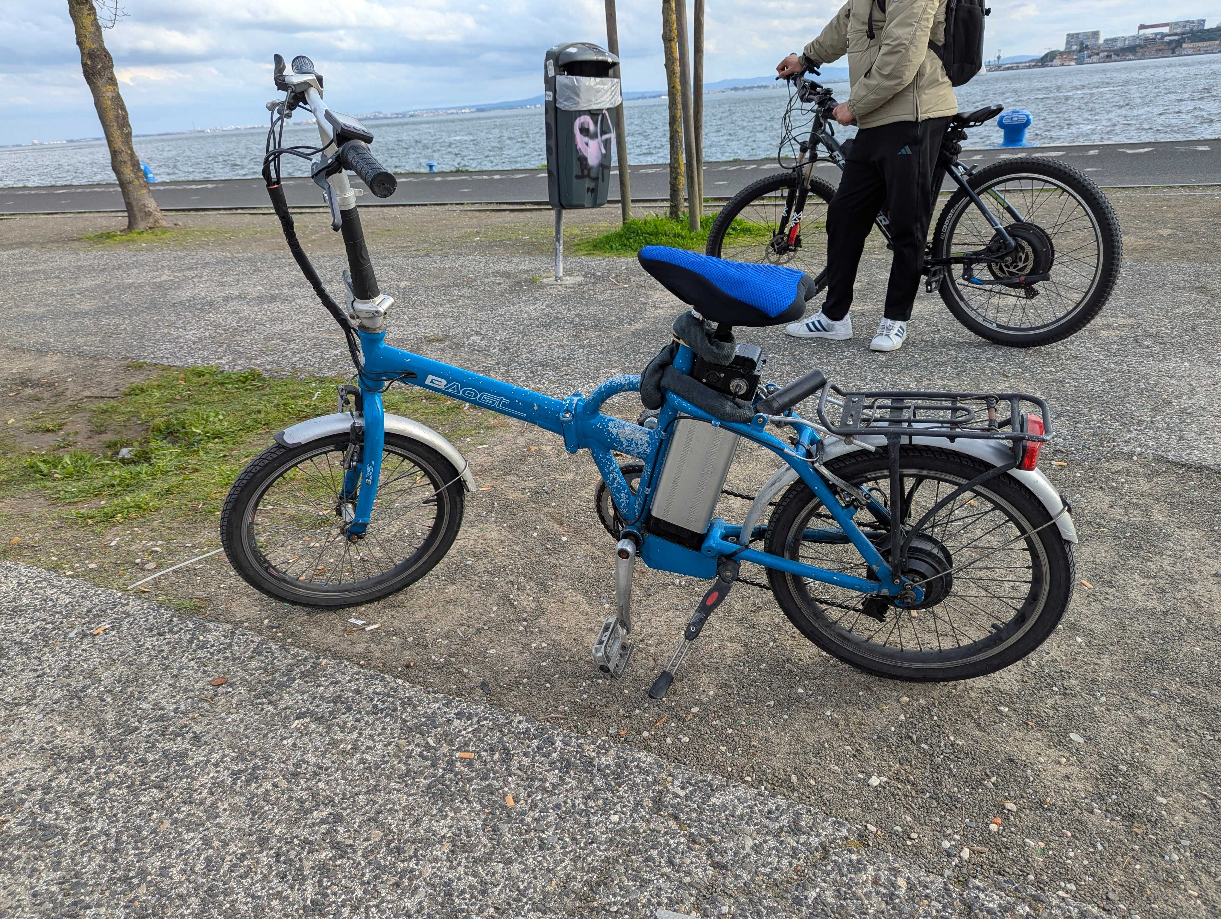 Vendo: Bicicleta Elétrica BAOGT 500W – Dobrável, 36V, 15Ah