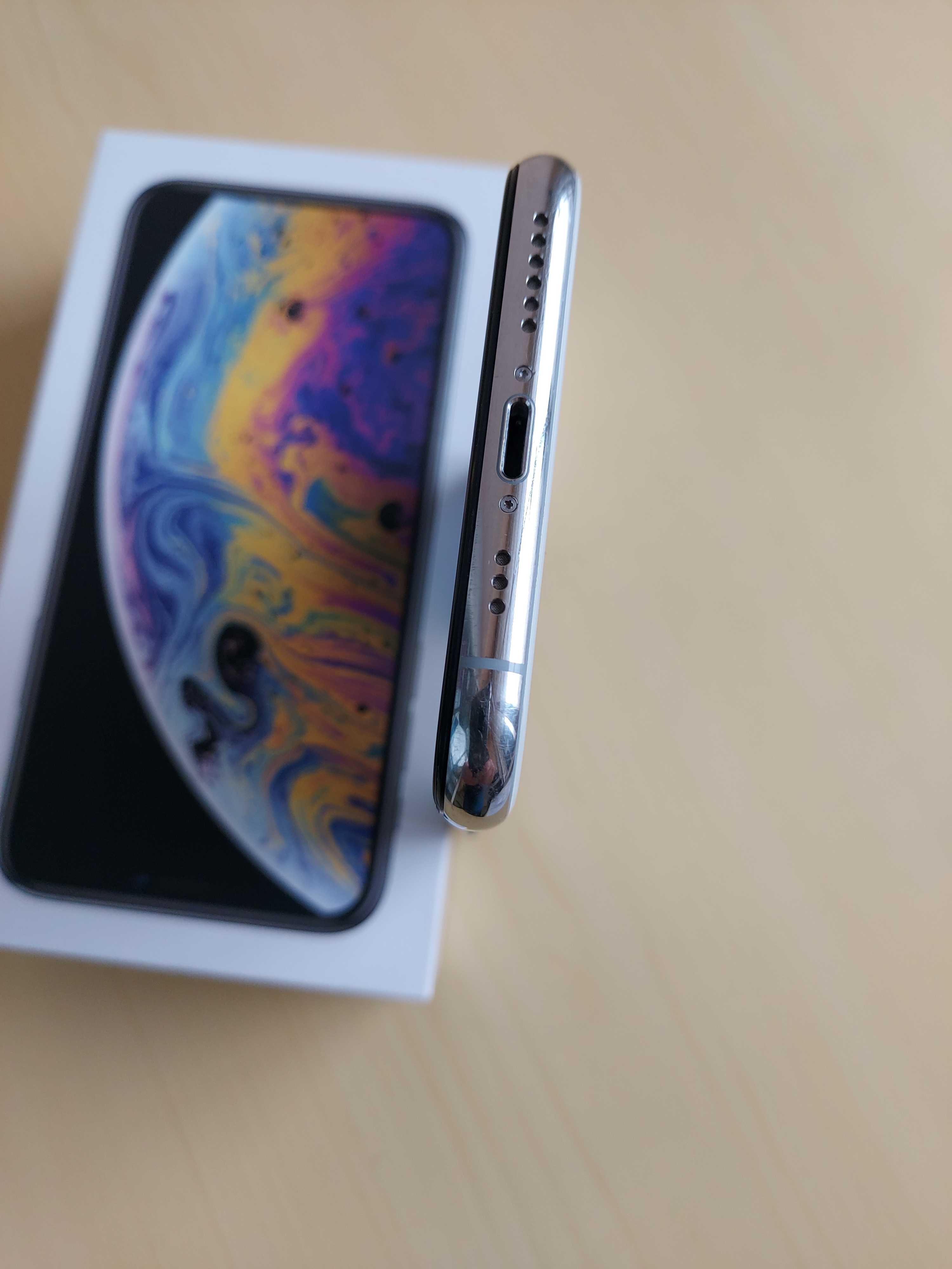 Telefon Iphone XS 64GB silver komplet