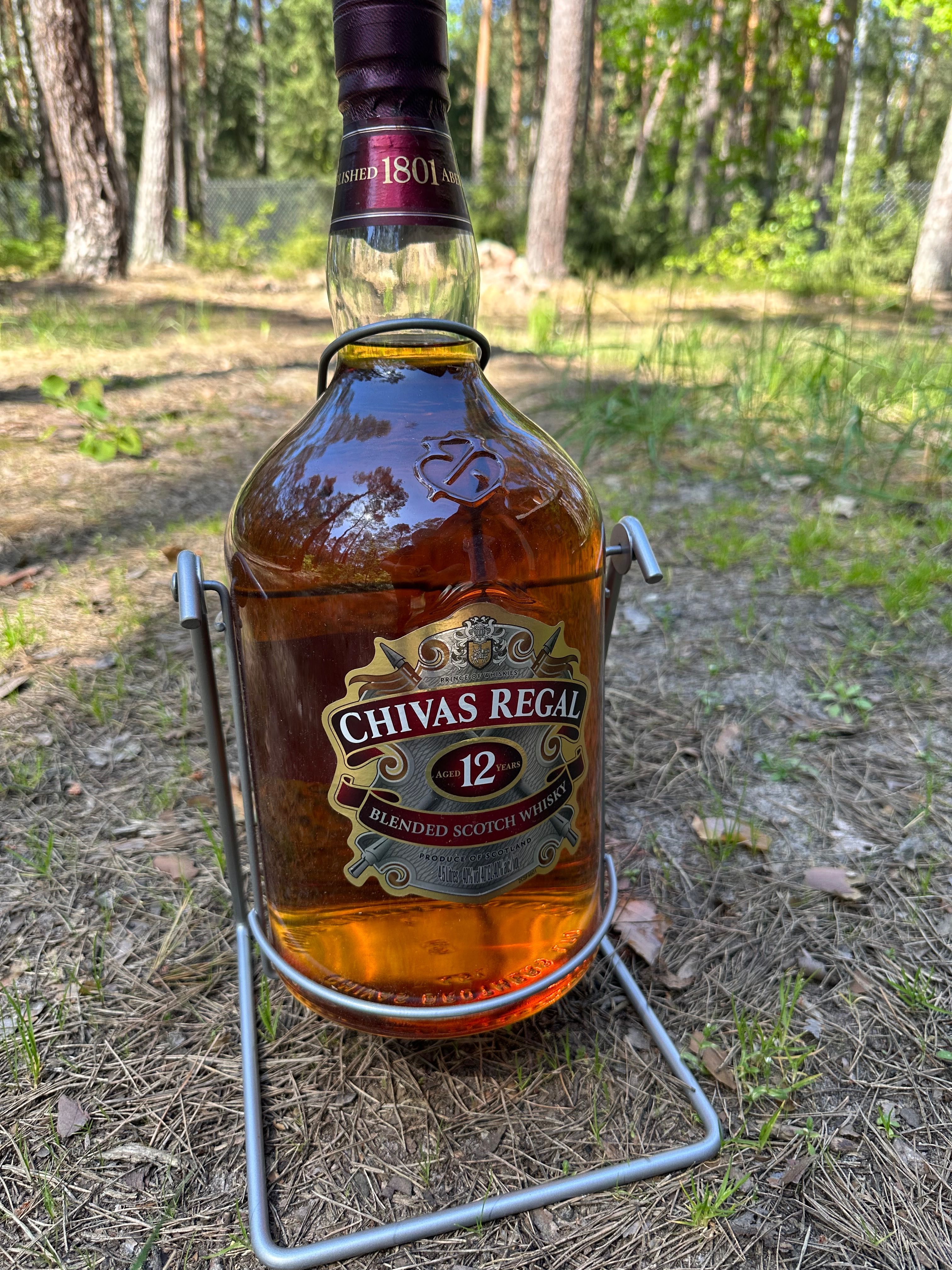Whiskey Chivas Regal 12 - butelka kolekcjonerska 4,5 litra