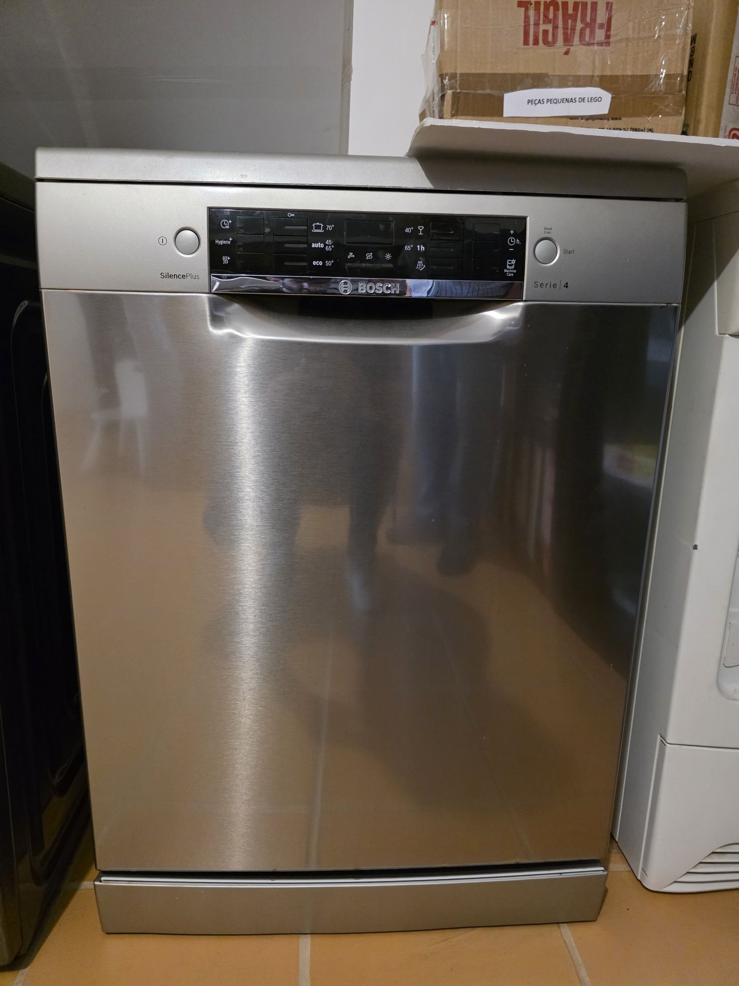 Maquina Lavar Loiça Bosch Series 4