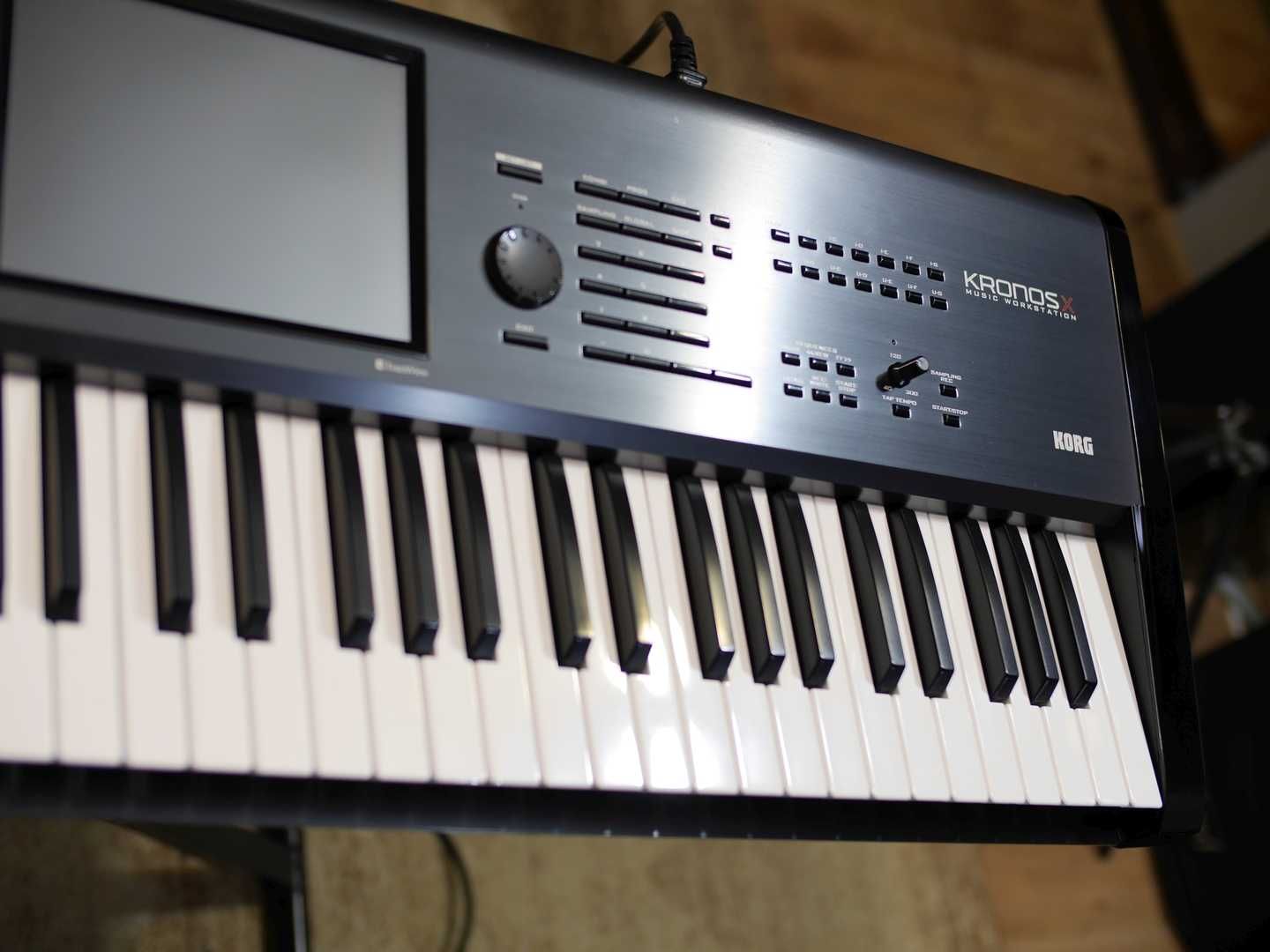 KORG KRONOS X 61 workstation + case ZAREBA + EXs10 & EXs25 w cenie