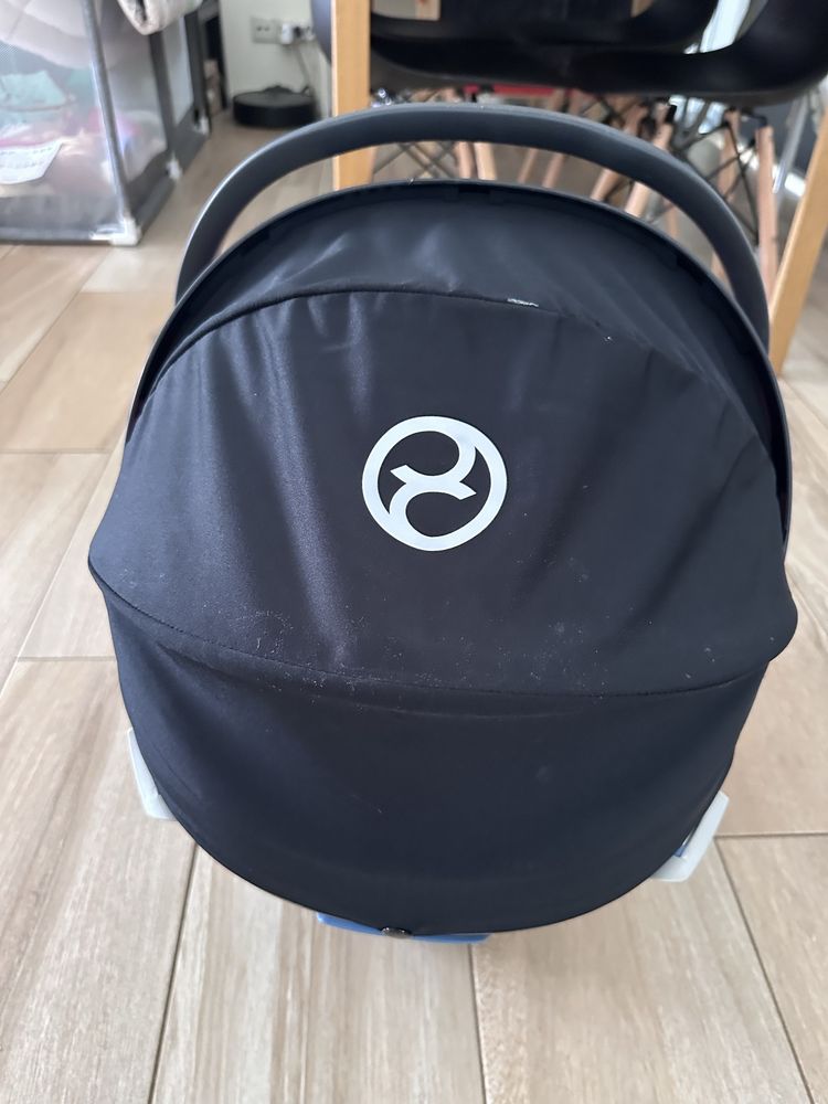 CYBEX Gold com capa para chuva