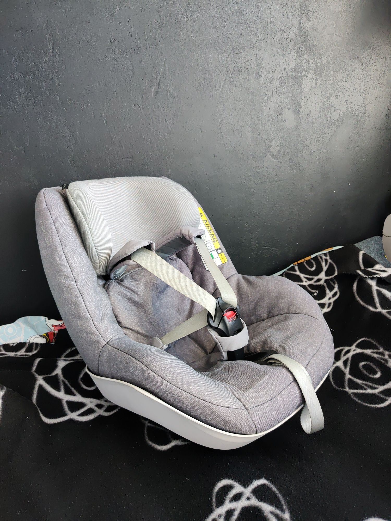 Maxi-Cosi 2wayPearl  9-18,5 kg