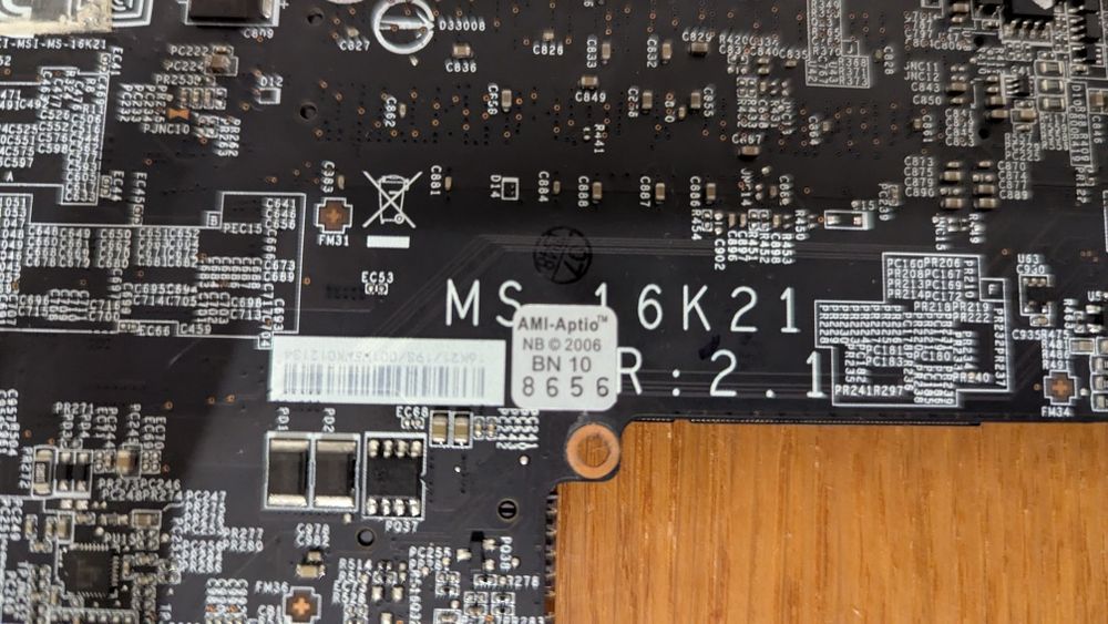 Материнська плата MSI  ms16k2 cpu  Intel i7 - 7920HQ  GPU Quadro p3000