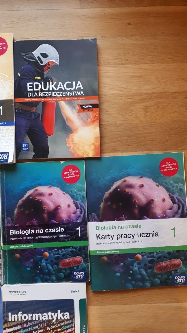 Podręczniki 9 szt. 1 klasa Liceum podstawowy Nowa Era i WSiP