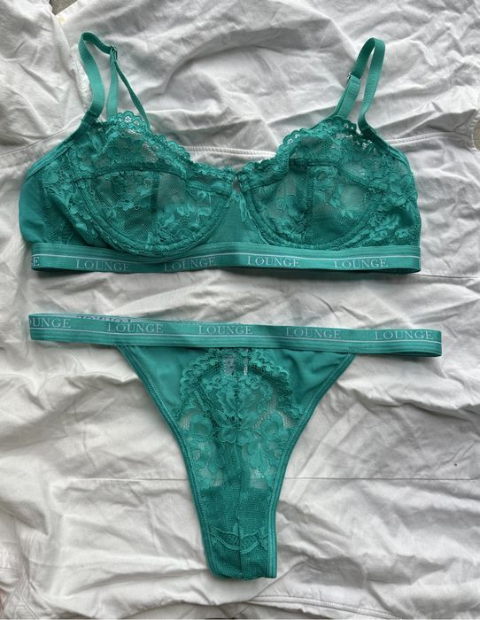 Lounge Underwear комплект мереживна білизна ліфчик стрінги трусики