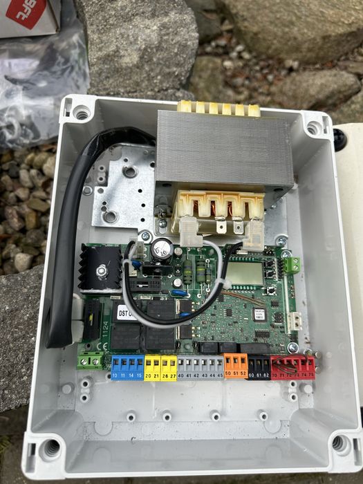 BFT PHOBOS BT B40  Napęd do bram skrzydłowych  - 4m/500kg