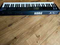 Korg X5D syntezator