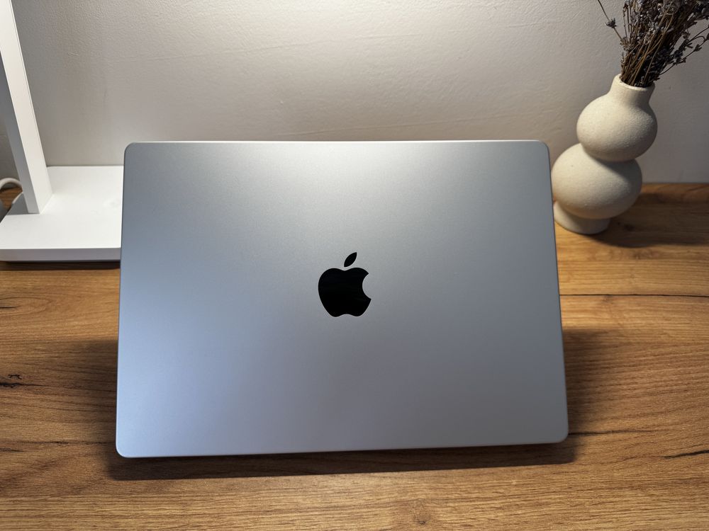 MacBook Pro 14 2021 32-Core GPU M1 Max 32GB 1TB SSD Silver