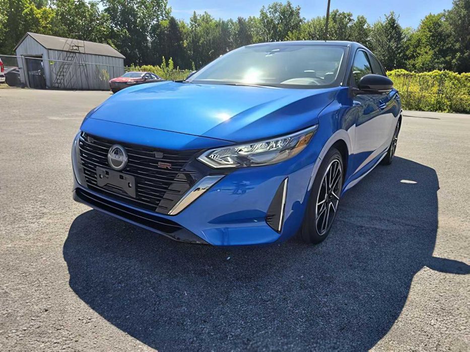 Nissan Sentra      2024