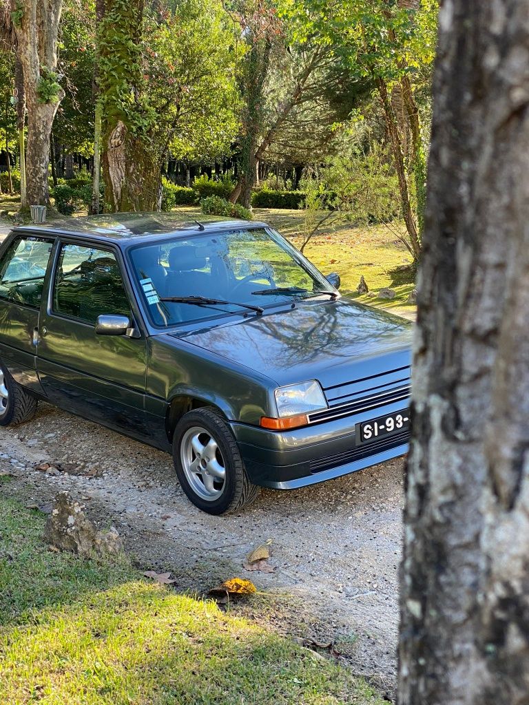Renault super 5 GTR