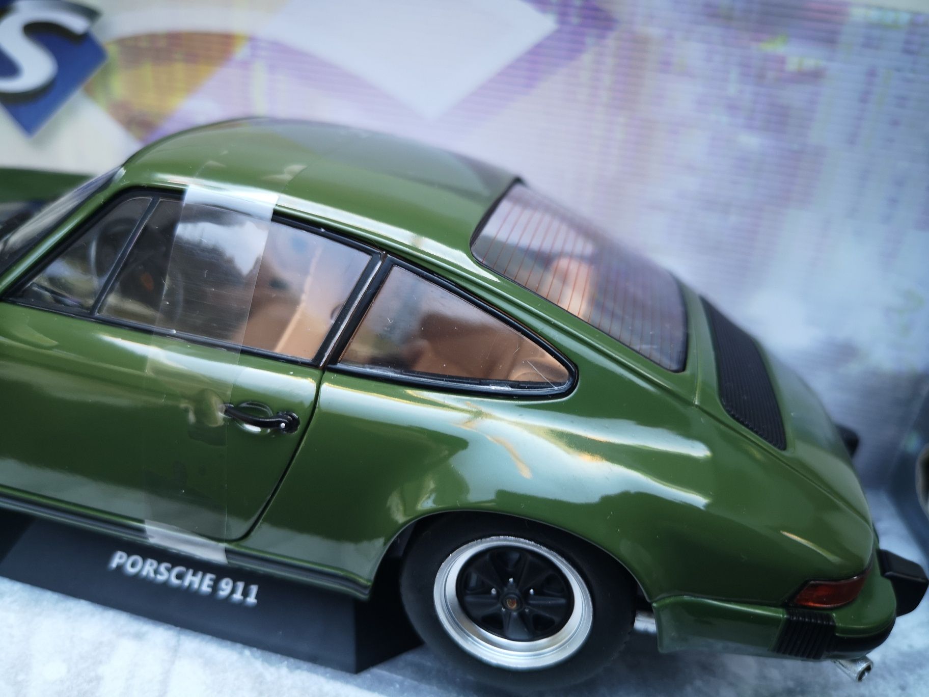 Porsche 911 SC 930 Olive Green Solido 1:18 Rezerwacja