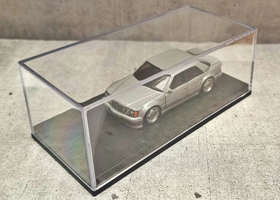 Model Mercedes 500E W124 Hot Wheels