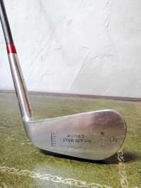 Golf 5 Iron Mashie Willie Hall Made in Scotland